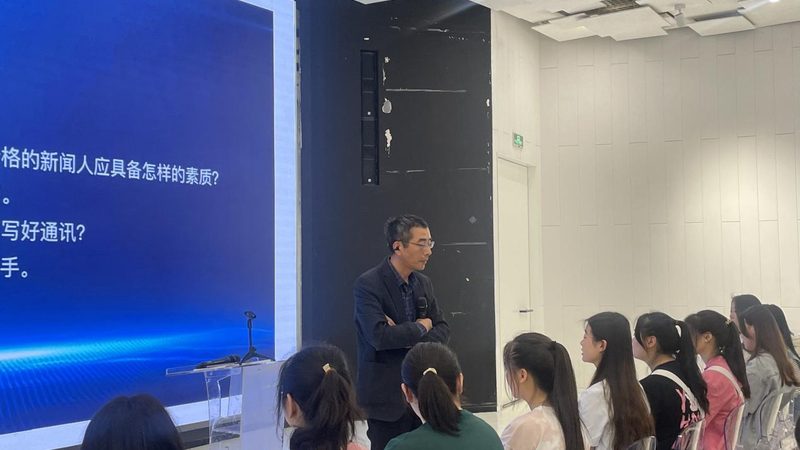 版权转让合同：文化传媒公司如何合规操作**